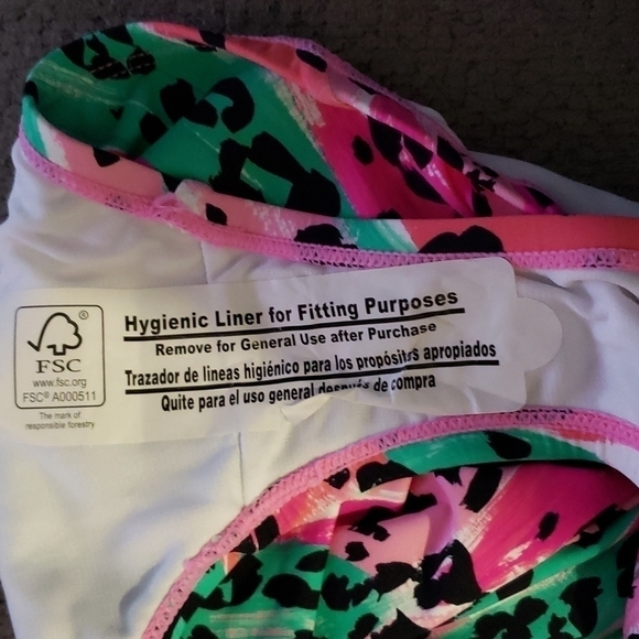 Sugar Beach Onepiece - Picture 4 of 6